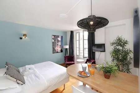 Appartement 402 -studio Elegant Et Confortable A 5 - Flat-guest